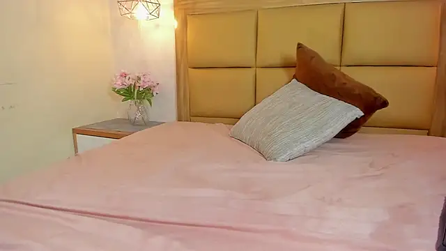 MELISSAROUGE webcam