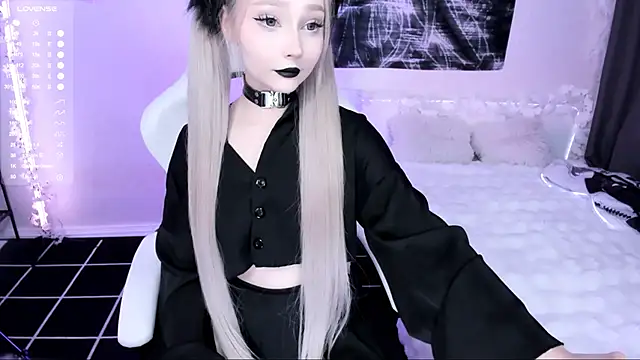 lyric4 webcam