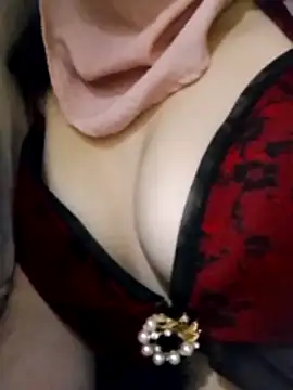 Almas-arabic webcam