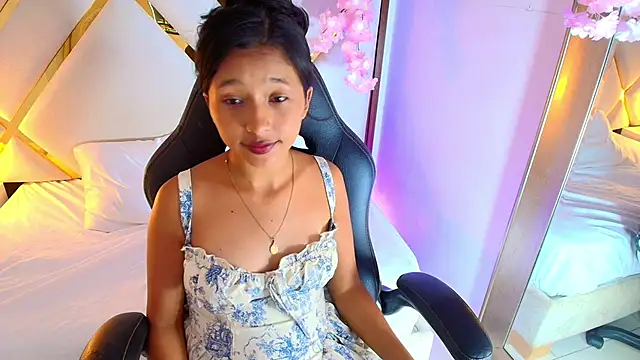 Real_virgin_Pussy webcam
