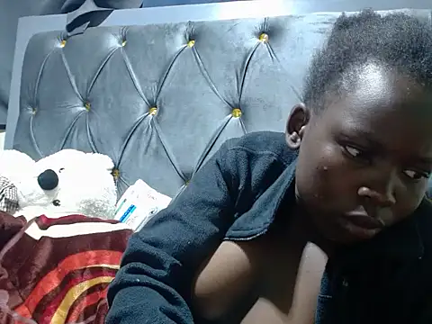 ebony_emmah webcam