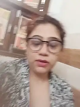 yourchahat27 webcam