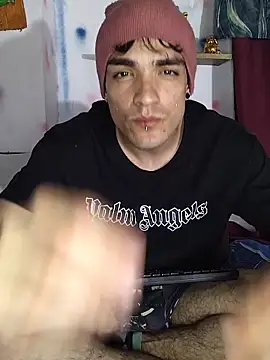 Desmon-may_kiin webcam