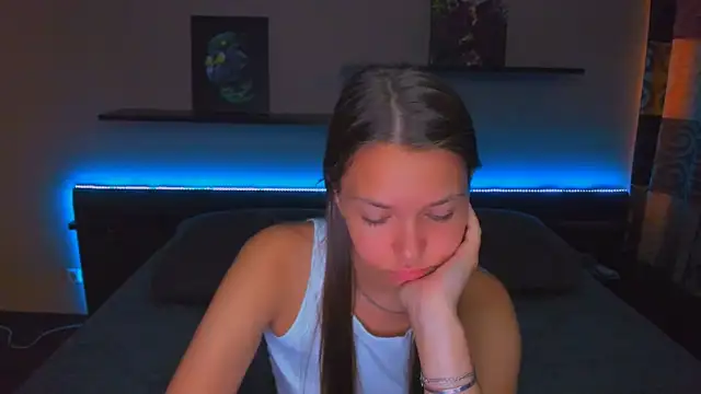 AlexaBarkley webcam