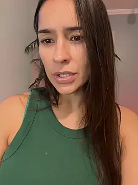 Mau_White webcam