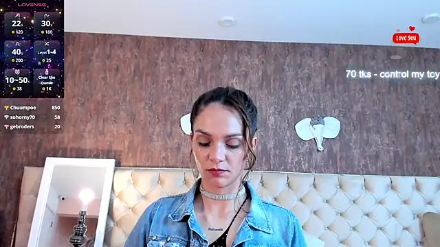 MeganLorensx webcam