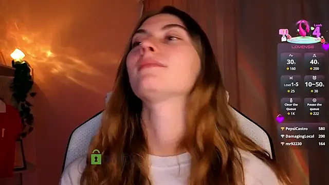 lady_curls webcam