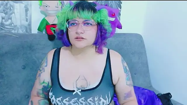 XxGreenGoodxX webcam