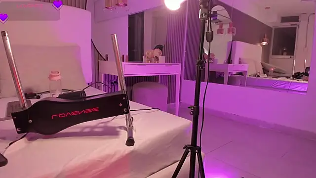 annie_clarkson webcam