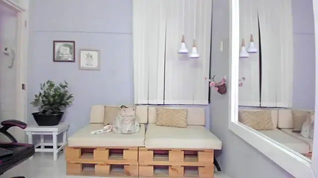 Nahomy_Collins_ webcam