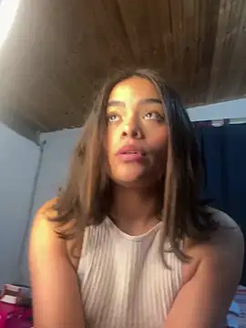 Megan-Moon webcam