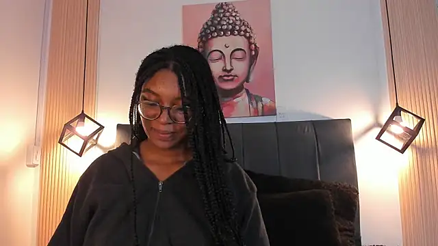 Victoria-Jacksonn webcam