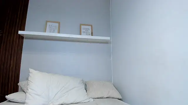 LANA-JONNES webcam