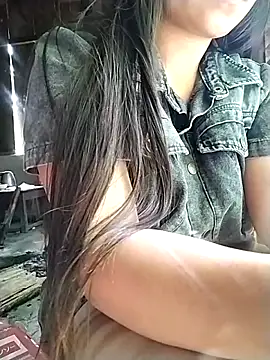 Thosew-venu live cam on StripChat