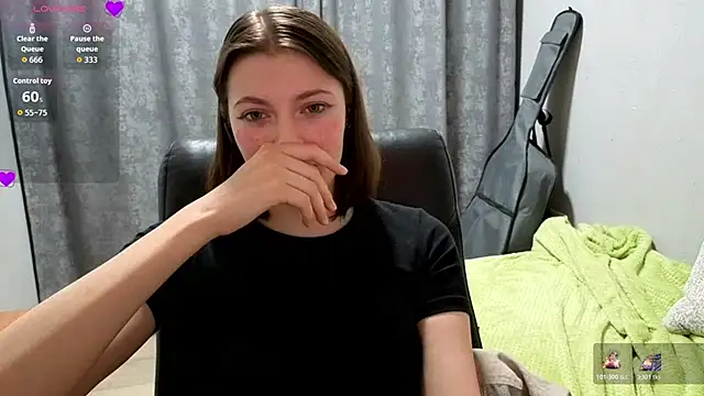 CutieAnny webcam