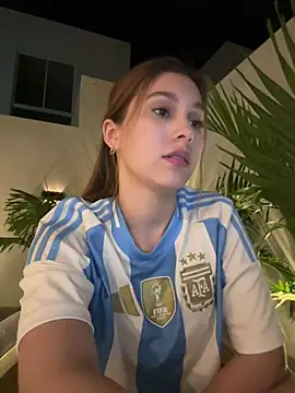 Nikii__ webcam