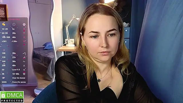 Mira_Mermayd live cam on StripChat