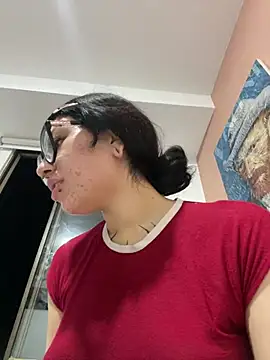 MennaLee_ webcam