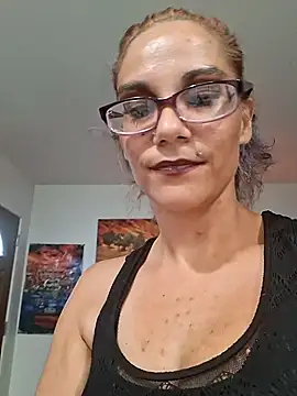 MamaB88 webcam