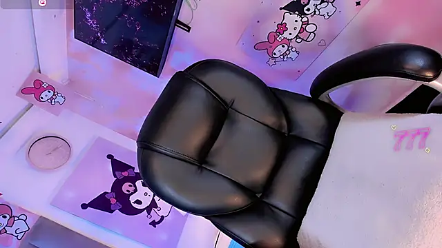 EmmaSweet23 webcam