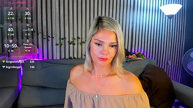 Betty_Brock webcam