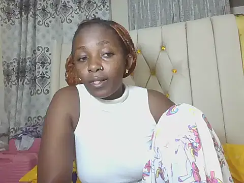 Creamysexymesy webcam