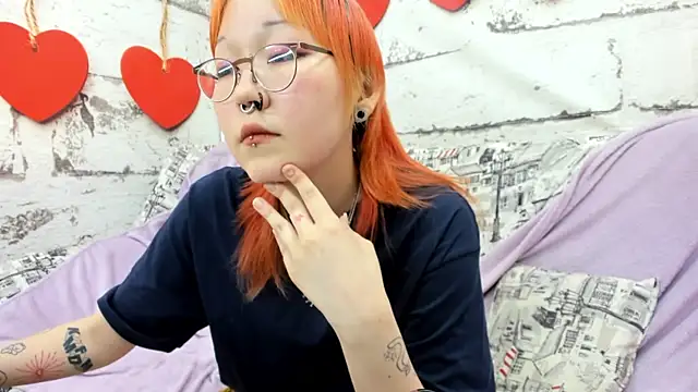 Cute__Kiko live cam on StripChat