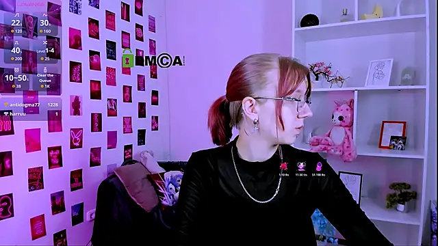 gloria_bubble webcam