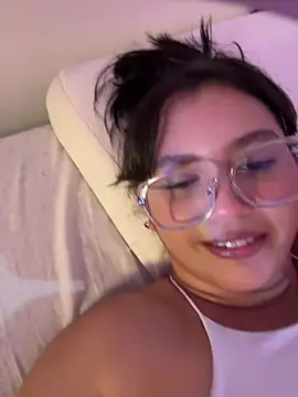 angeldusttt - Angeldusttt's free webcam - UK Sex Cams