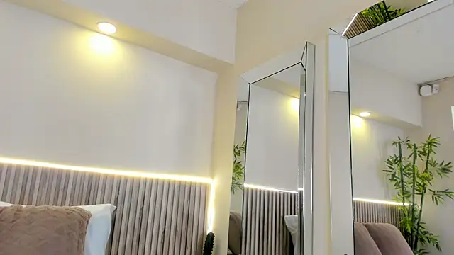 GeorginaReyes webcam