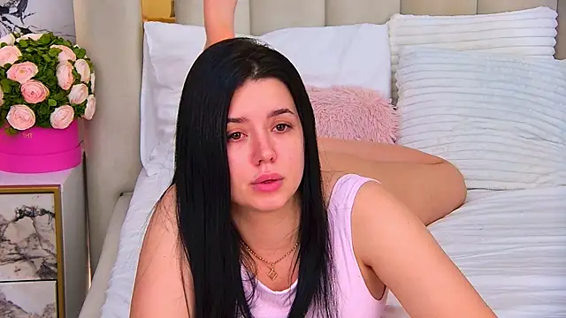 DaisyAmour live cam on StripChat