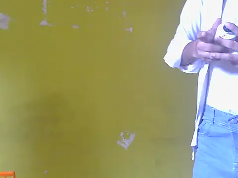 Stubborndesiboy webcam