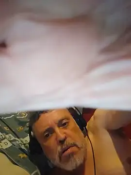 PilotingMuchness webcam