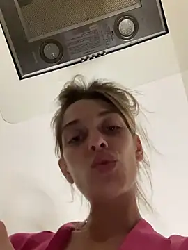 Bellalolahot