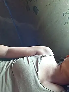 xuxulovezz webcam
