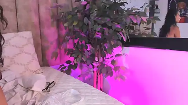 Ivy_Spicy webcam