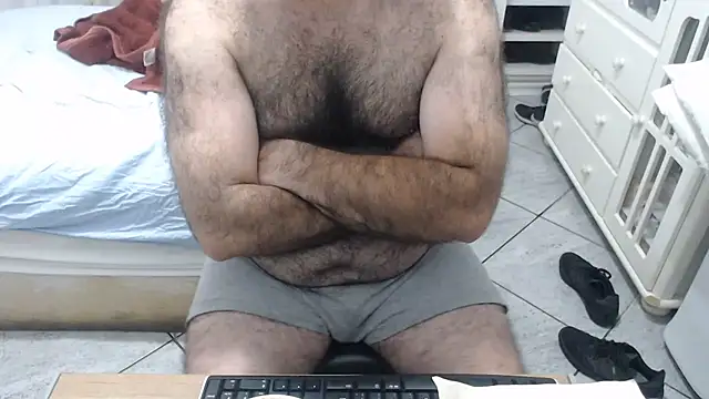 MysterBearMG webcam