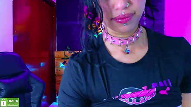 REDHOTTER_ webcam