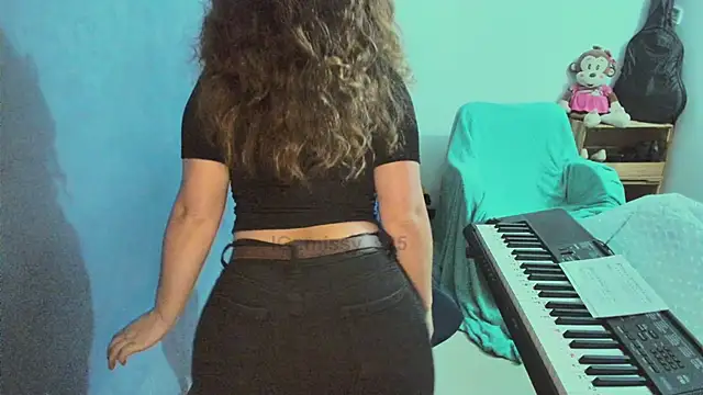 gigi_stephans webcam