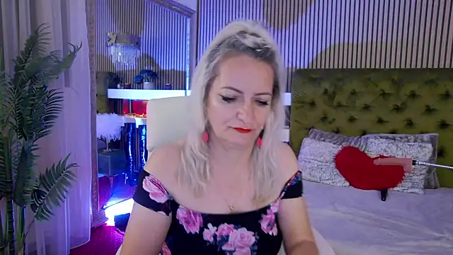 LadyTouch webcam