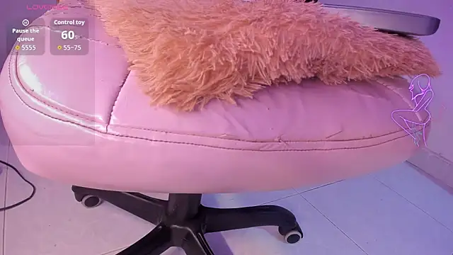 Mia_royal webcam