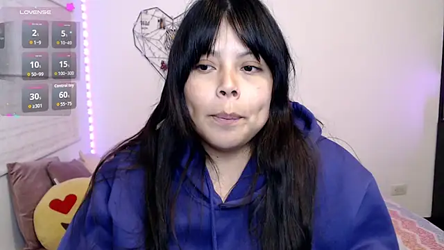 EllieMoonX webcam