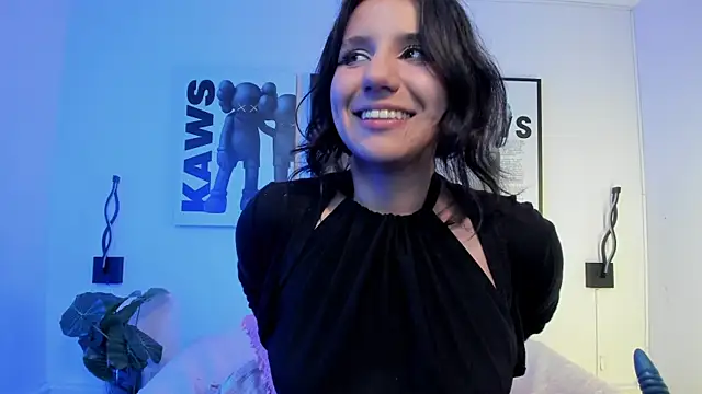 Watch HollyPeach live on EroticFlix - High definition streams