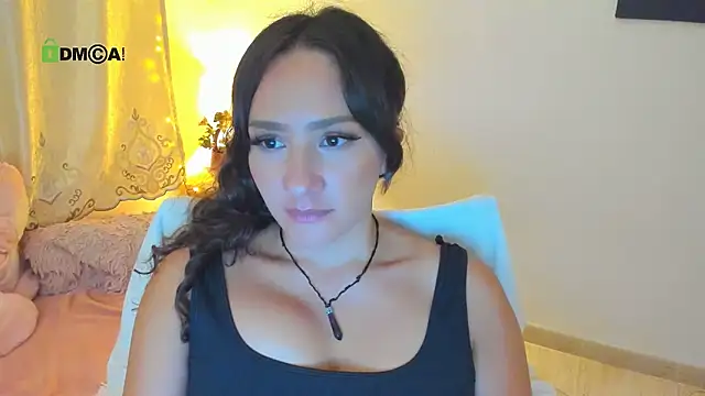 Watch juliiaroberts live on EroticFlix - High definition streams