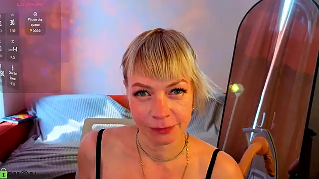 Ann_Annise webcam