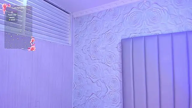 Lya_dubois_ live cam on StripChat