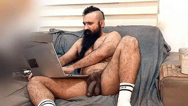 Barba_Negra_Fumador