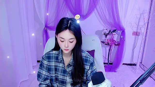 Tili_Lucky webcam