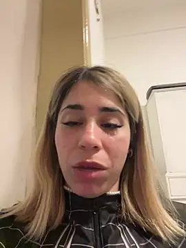 sashaaaaa2026 webcam
