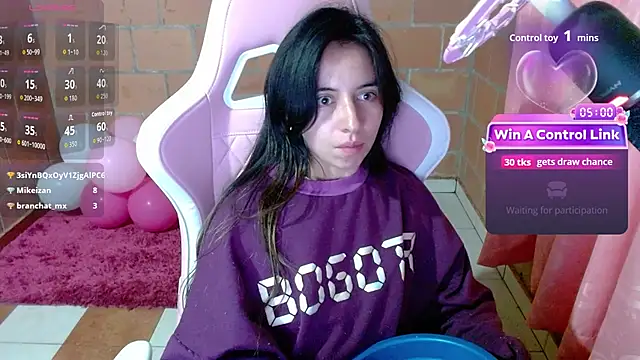Maggie_Fox3 live cam on StripChat
